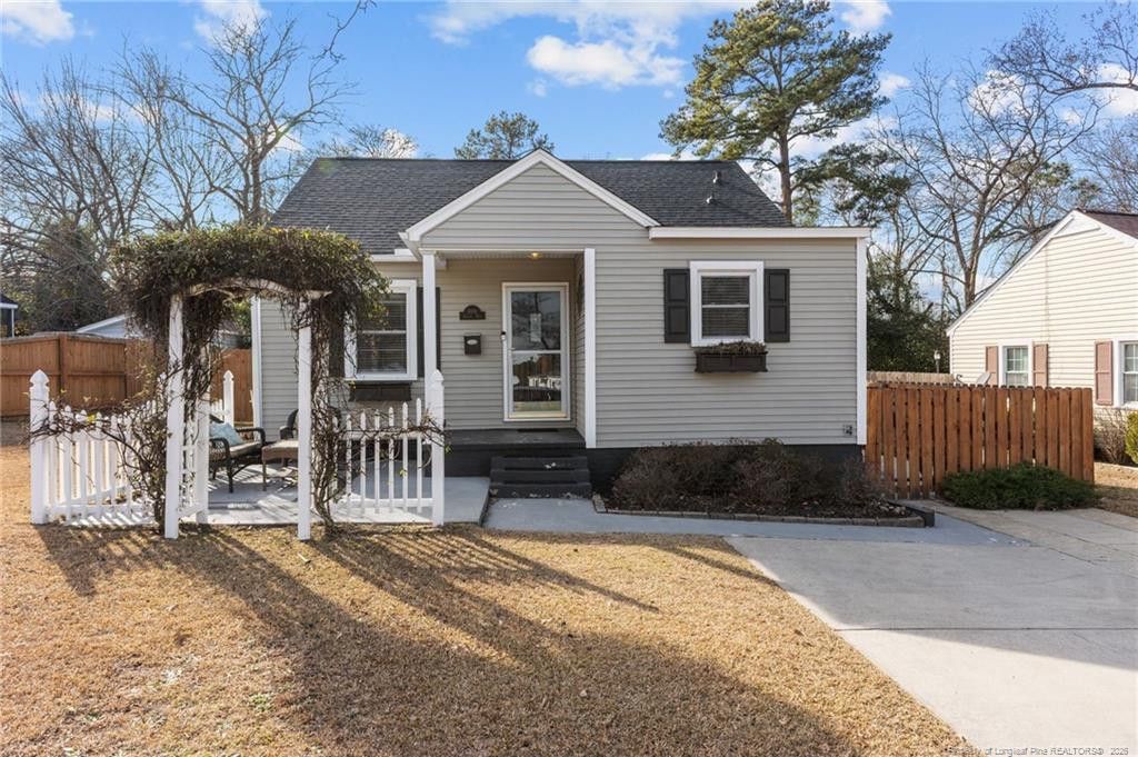 1001 Anarine Road, Fayetteville, NC 28303