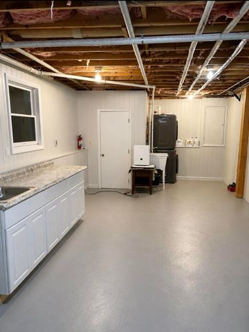 12 Frost Lane, Hyannis, MA 02601