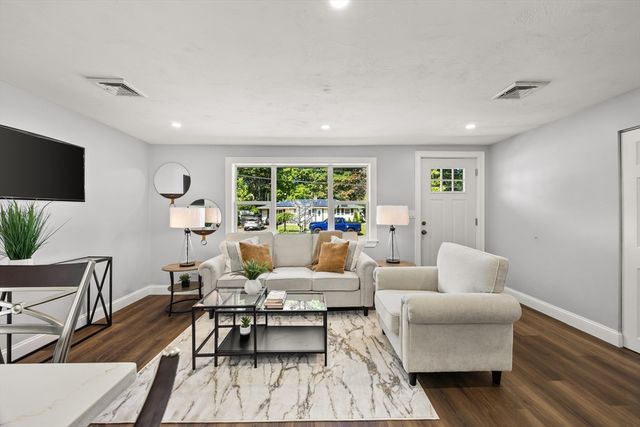 15 Clara Rd, Brockton, MA 02302