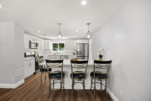 15 Clara Rd, Brockton, MA 02302