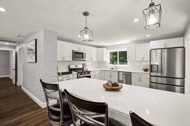 15 Clara Rd, Brockton, MA 02302