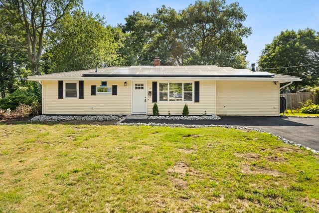 15 Clara Rd, Brockton, MA 02302