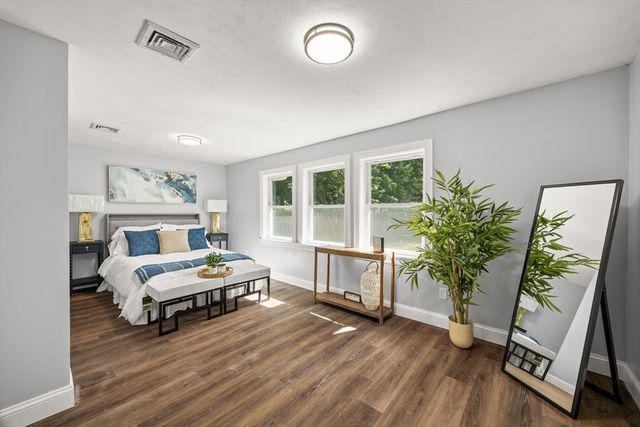 15 Clara Rd, Brockton, MA 02302