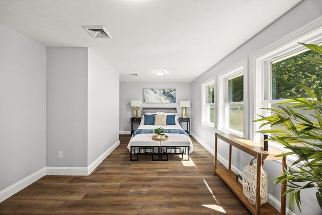 15 Clara Rd, Brockton, MA 02302