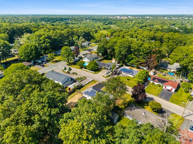 15 Clara Rd, Brockton, MA 02302