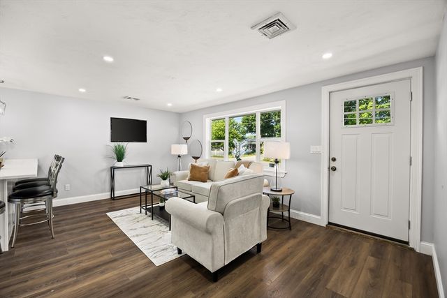 15 Clara Rd, Brockton, MA 02302