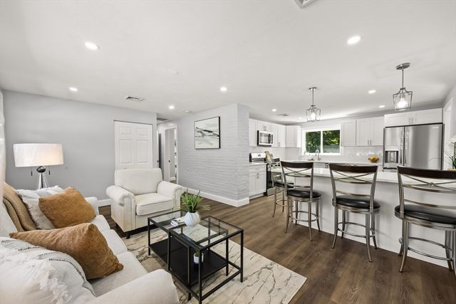 15 Clara Rd, Brockton, MA 02302
