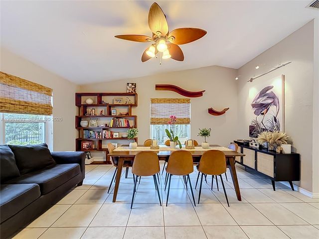 4271 NW 20th Avenue, Oakland Park, FL 33309