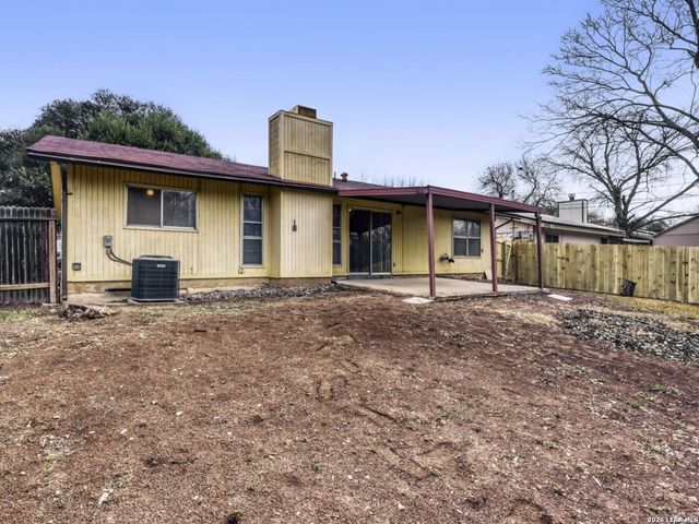 9714 Bay View Dr, San Antonio, TX 78239