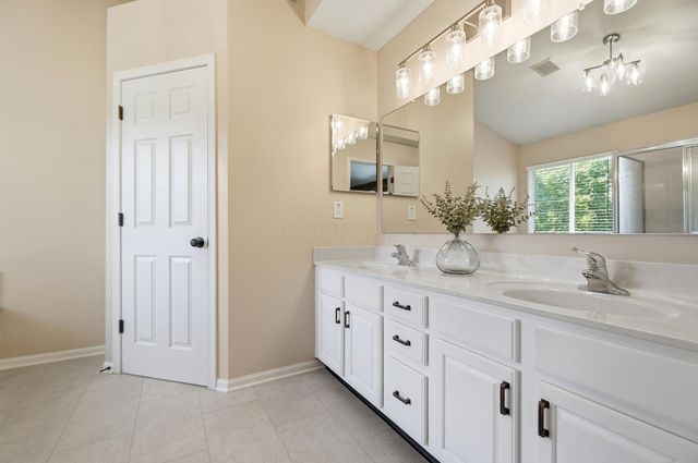 5817 Edgebrook Drive, Galena, OH 43021