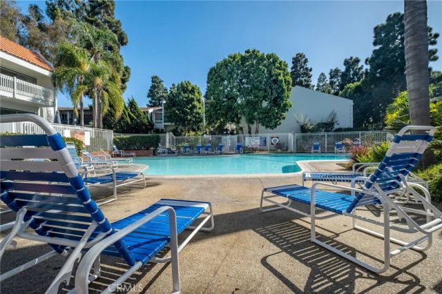 814 Camino Real 101, Redondo Beach, CA 90277