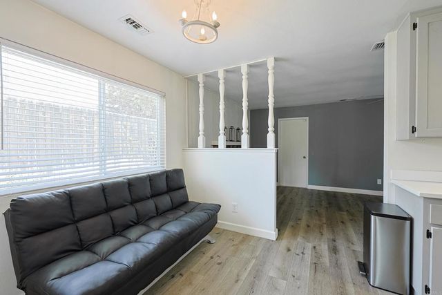 1127 Paula Way, Escondido, CA 92027