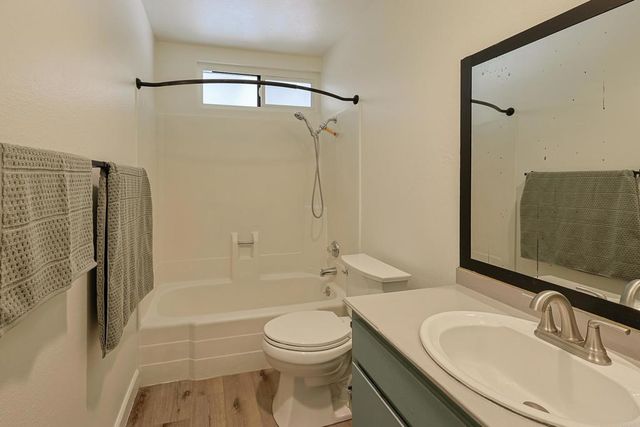 1127 Paula Way, Escondido, CA 92027