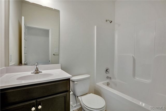 3841 Kinalin Ln, Richmond, VA 23234