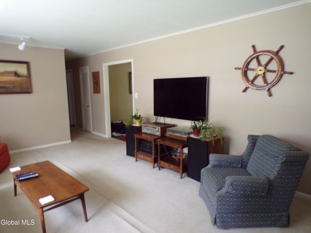 28 Buena Vista Avenue, Queensbury, NY 12804