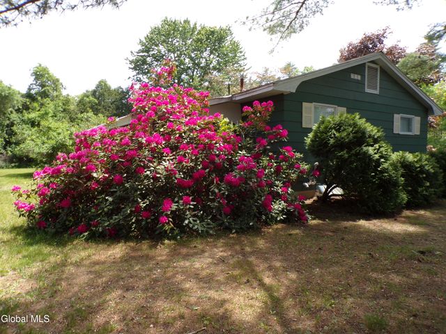 28 Buena Vista Avenue, Queensbury, NY 12804