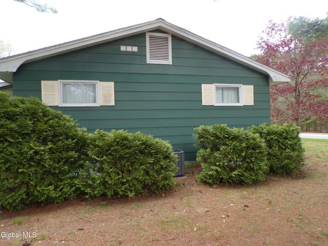 28 Buena Vista Avenue, Queensbury, NY 12804