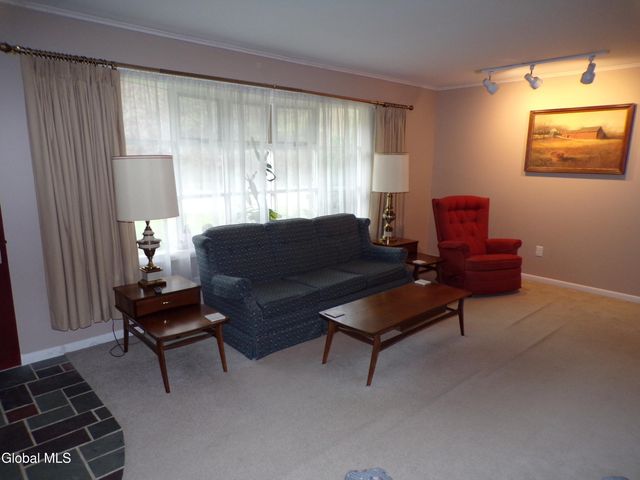 28 Buena Vista Avenue, Queensbury, NY 12804
