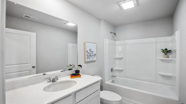 2698 SE Creekhill Way, West Des Moines, IA 50265