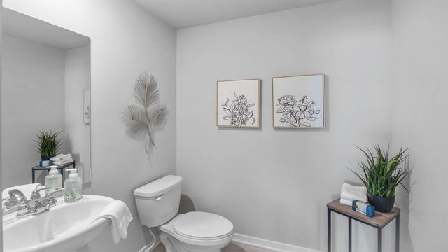 2698 SE Creekhill Way, West Des Moines, IA 50265