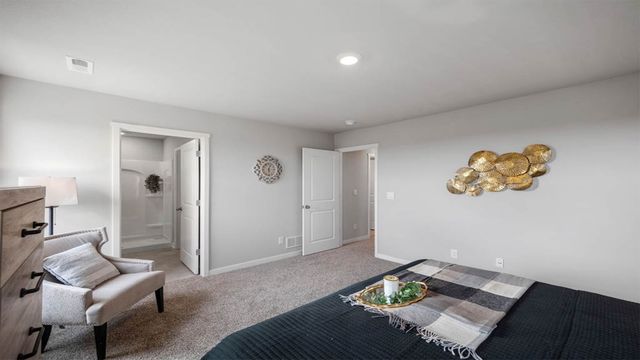 2698 SE Creekhill Way, West Des Moines, IA 50265