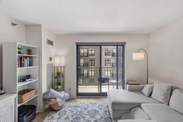 401 S 1st Street 318, Minneapolis, MN 55401