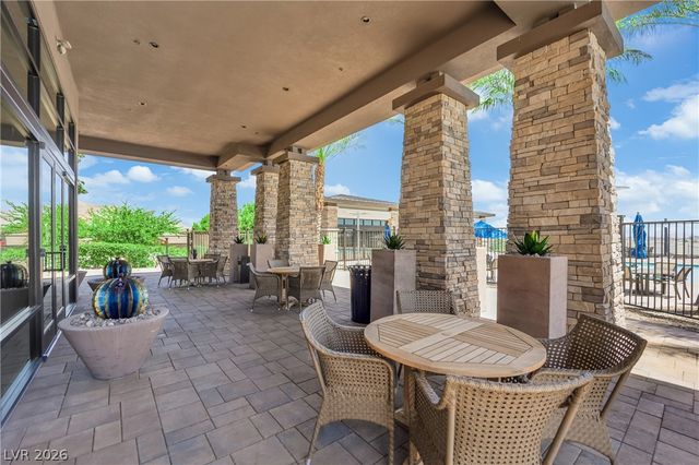 6677 Regency Stone Way, Las Vegas, NV 89148