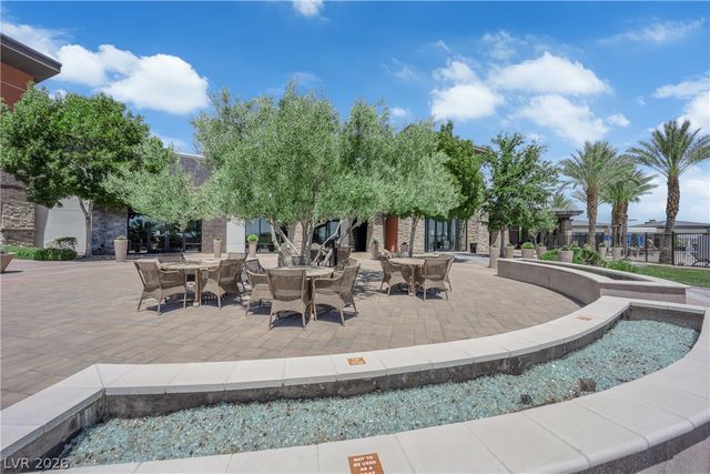 6677 Regency Stone Way, Las Vegas, NV 89148