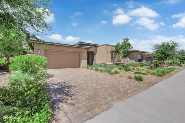 6677 Regency Stone Way, Las Vegas, NV 89148
