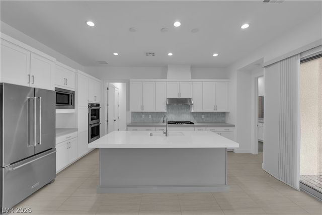 6677 Regency Stone Way, Las Vegas, NV 89148