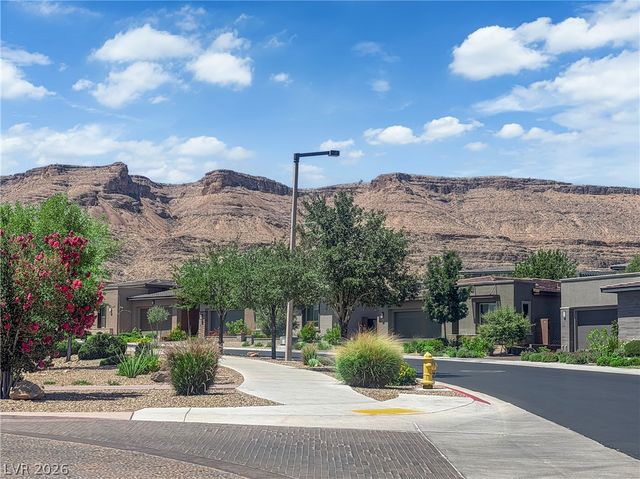 6677 Regency Stone Way, Las Vegas, NV 89148