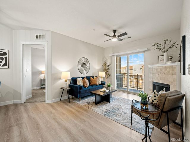 725 Elmhurst Drive 208, Highlands Ranch, CO 80129