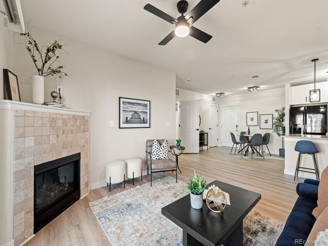725 Elmhurst Drive 208, Highlands Ranch, CO 80129