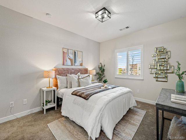 725 Elmhurst Drive 208, Highlands Ranch, CO 80129
