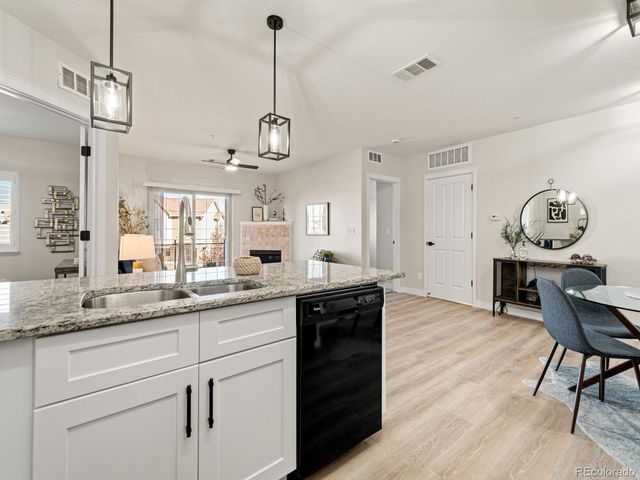 725 Elmhurst Drive 208, Highlands Ranch, CO 80129