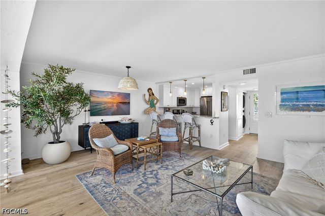 760 Sextant DR 622, Sanibel, FL 33957