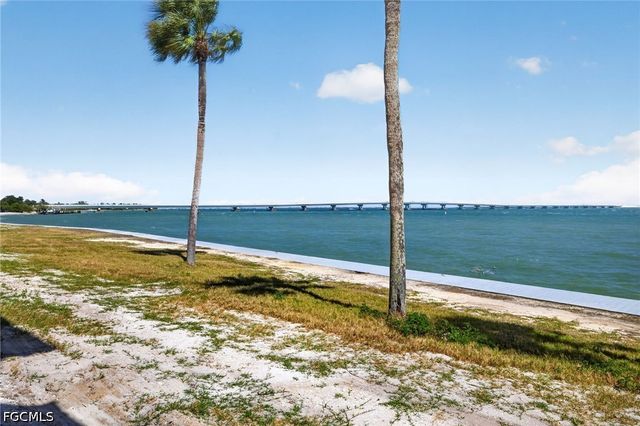 760 Sextant DR 622, Sanibel, FL 33957