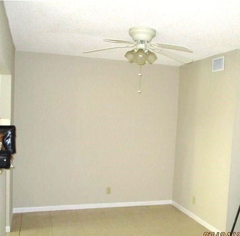 804 SE 7th Street 101, Deerfield Beach, FL 33441