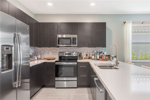 1786 Berkshire Circle SW, Vero Beach, FL 32968