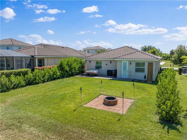 1786 Berkshire Circle SW, Vero Beach, FL 32968