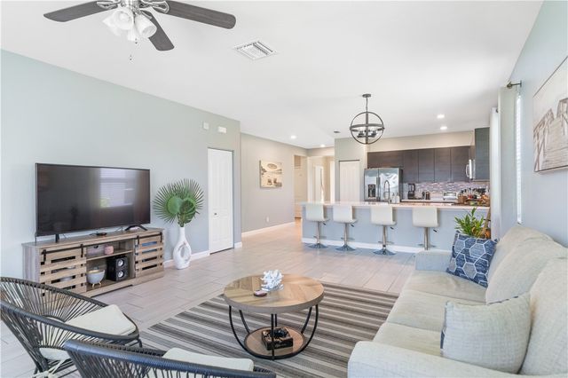 1786 Berkshire Circle SW, Vero Beach, FL 32968