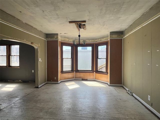 1311 Caledonia Street, La Crosse, WI 54603