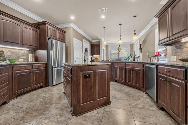 3233 Falling Water Rd, Sherwood, AR 72120