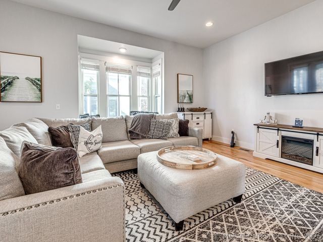 20 Redbud Street B, Carlton Landing, OK 74432