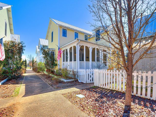 20 Redbud Street B, Carlton Landing, OK 74432