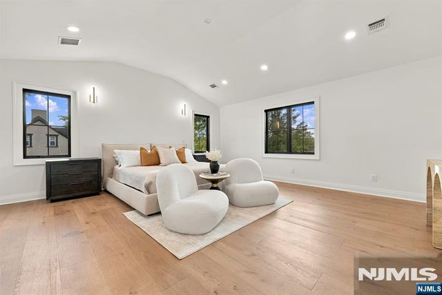 785 Summit Avenue, River Edge, NJ 07661