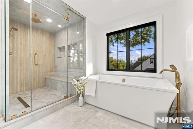 785 Summit Avenue, River Edge, NJ 07661