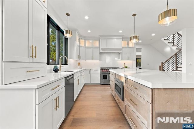 785 Summit Avenue, River Edge, NJ 07661