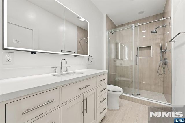 785 Summit Avenue, River Edge, NJ 07661