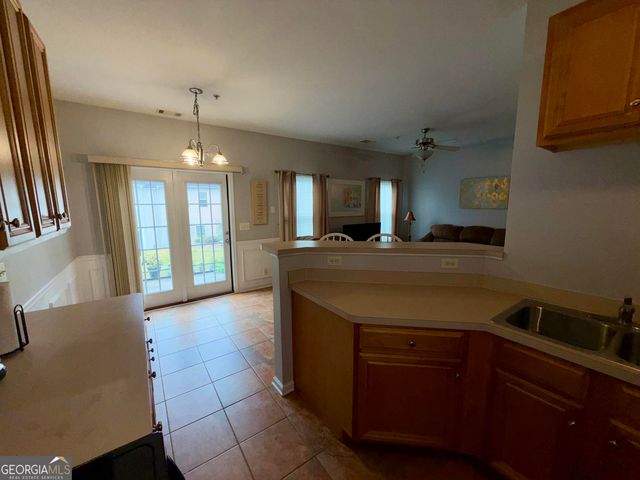 121 Stonebridge Crossing, Newnan, GA 30265